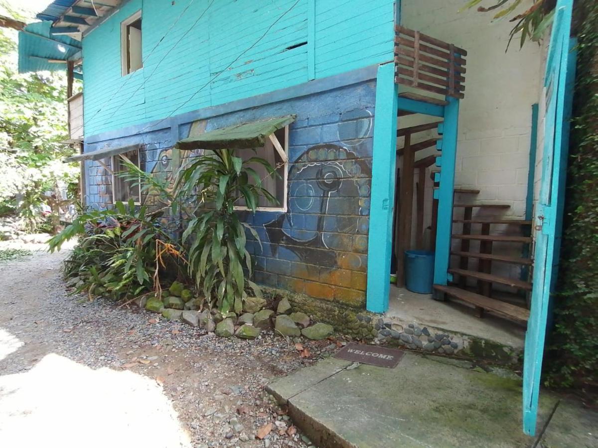 Hospedaje Pirata Express Capurgana Exterior photo